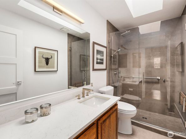16217 NE 29th Street, Bellevue WA 98008
