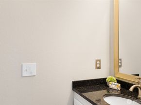 23501 112 Avenue SE A106, Kent WA 98031