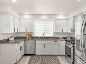 23501 112 Avenue SE A106, Kent WA 98031
