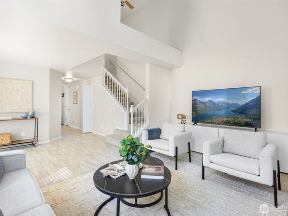 23501 112 Avenue SE A106, Kent WA 98031