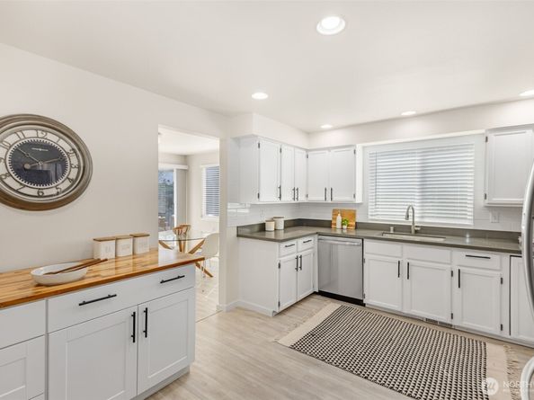 23501 112 Avenue SE A106, Kent WA 98031