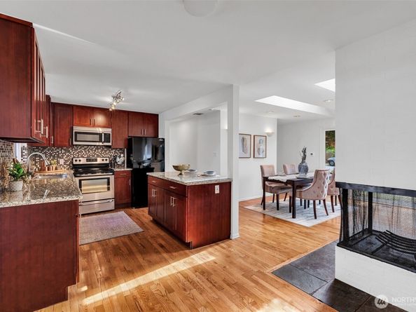18256 45th Avenue S, SeaTac WA 98188