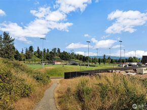 18256 45th Avenue S, SeaTac WA 98188