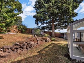 18256 45th Avenue S, SeaTac WA 98188