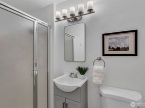 18256 45th Avenue S, SeaTac WA 98188