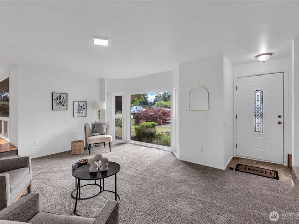 18256 45th Avenue S, SeaTac WA 98188