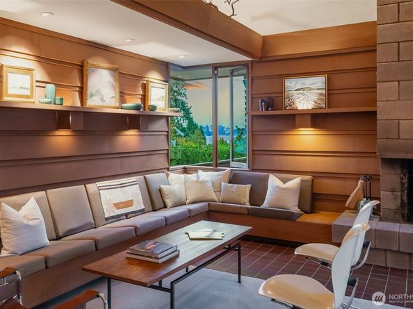3303 S Massachusetts Street, Seattle WA 98144