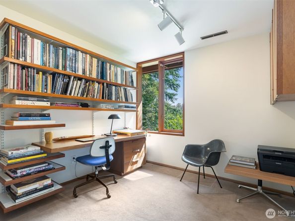 3303 S Massachusetts Street, Seattle WA 98144