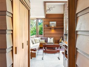 3303 S Massachusetts Street, Seattle WA 98144