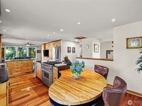 4609 144th Place SE, Bellevue WA 98006
