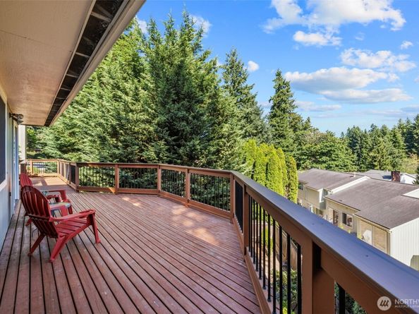 4609 144th Place SE, Bellevue WA 98006