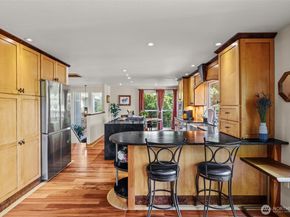 4609 144th Place SE, Bellevue WA 98006