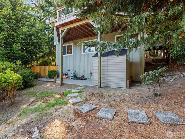 4609 144th Place SE, Bellevue WA 98006