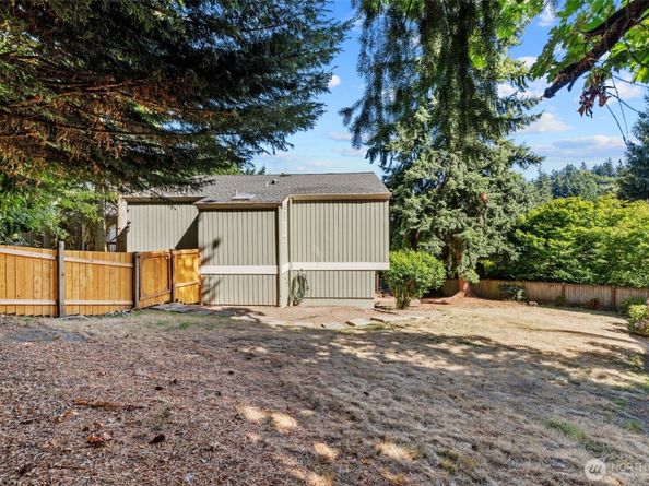 4609 144th Place SE, Bellevue WA 98006