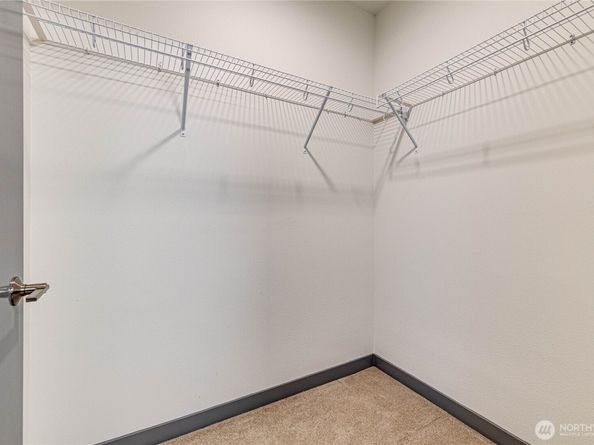 11903 NE 128th Street 214, Kirkland WA 98034
