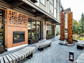 11903 NE 128th Street 214, Kirkland WA 98034