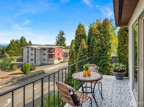 6519 35th Avenue NE 201, Seattle WA 98115