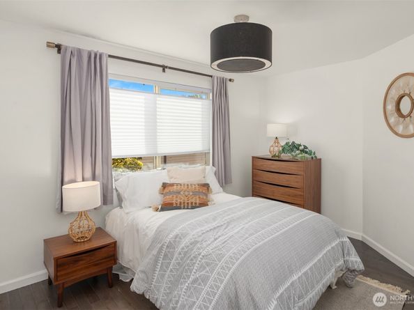 6519 35th Avenue NE 201, Seattle WA 98115