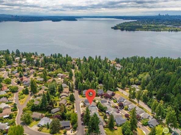 11433 80th Avenue NE, Kirkland WA 98034