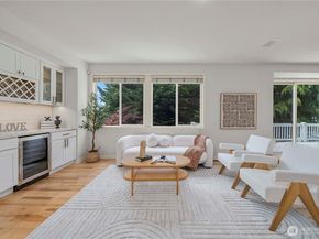 11433 80th Avenue NE, Kirkland WA 98034