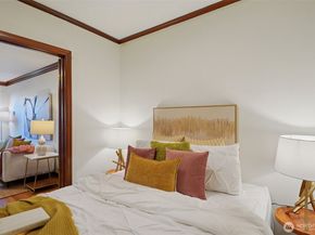 400 Boylston Avenue E 210, Seattle WA 98102