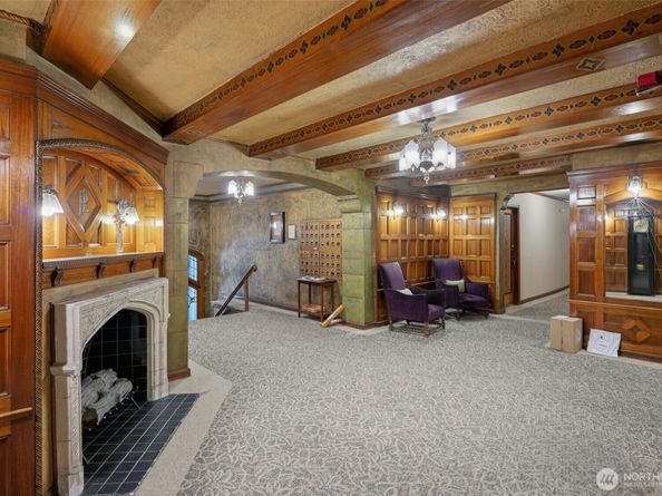 400 Boylston Avenue E 210, Seattle WA 98102