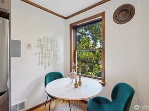 400 Boylston Avenue E 210, Seattle WA 98102