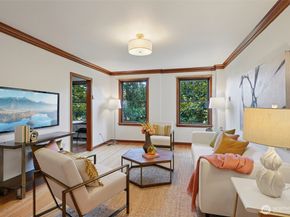 400 Boylston Avenue E 210, Seattle WA 98102