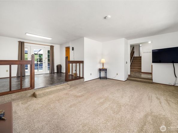 3109 NE 40th Place, Bremerton WA 98310