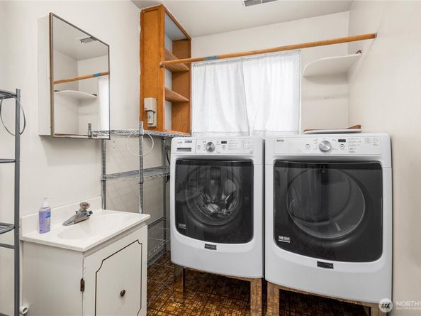 3109 NE 40th Place, Bremerton WA 98310