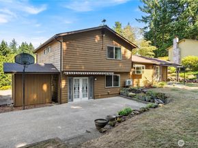 3109 NE 40th Place, Bremerton WA 98310