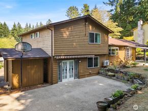 3109 NE 40th Place, Bremerton WA 98310