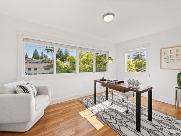 12514 SE 16th Street, Bellevue WA 98005