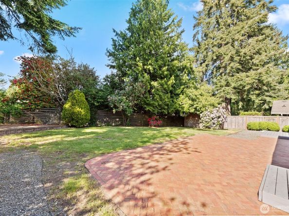 12514 SE 16th Street, Bellevue WA 98005