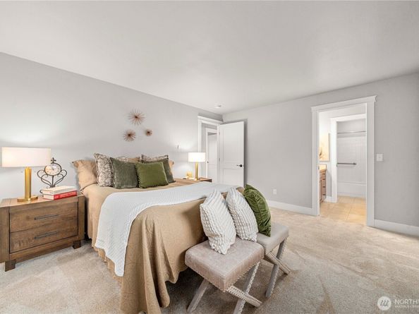 28601 13th Avenue S, Federal Way WA 98003