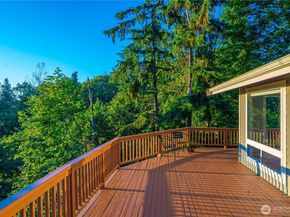 28601 13th Avenue S, Federal Way WA 98003