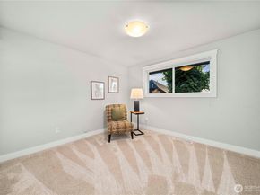 28601 13th Avenue S, Federal Way WA 98003