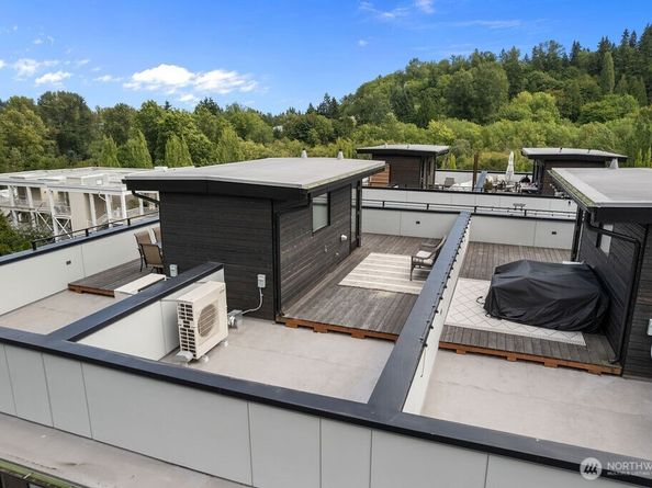 17338 Bothell Way NE E, Bothell WA 98011