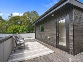 17338 Bothell Way NE E, Bothell WA 98011