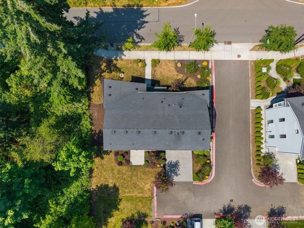 587 155th Place NE, Bellevue WA 98007