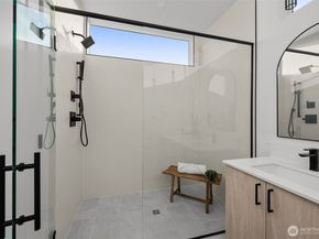730 C Broadway E, Seattle WA 98102