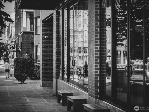 730 C Broadway E, Seattle WA 98102
