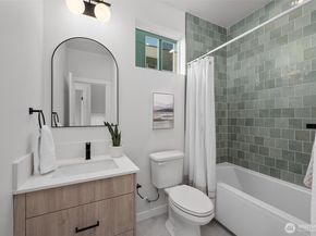 730 C Broadway E, Seattle WA 98102