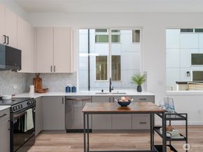730 C Broadway E, Seattle WA 98102