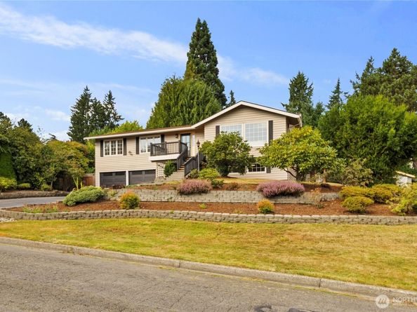 16851 105th Avenue NE, Bothell WA 98011