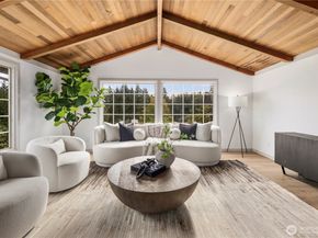 16851 105th Avenue NE, Bothell WA 98011