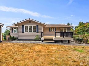 16851 105th Avenue NE, Bothell WA 98011