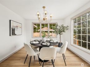 16851 105th Avenue NE, Bothell WA 98011