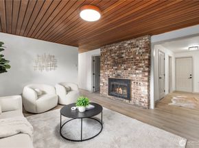 16851 105th Avenue NE, Bothell WA 98011