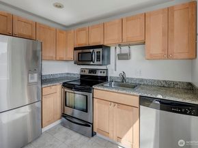 705 E Republican Street 506, Seattle WA 98102